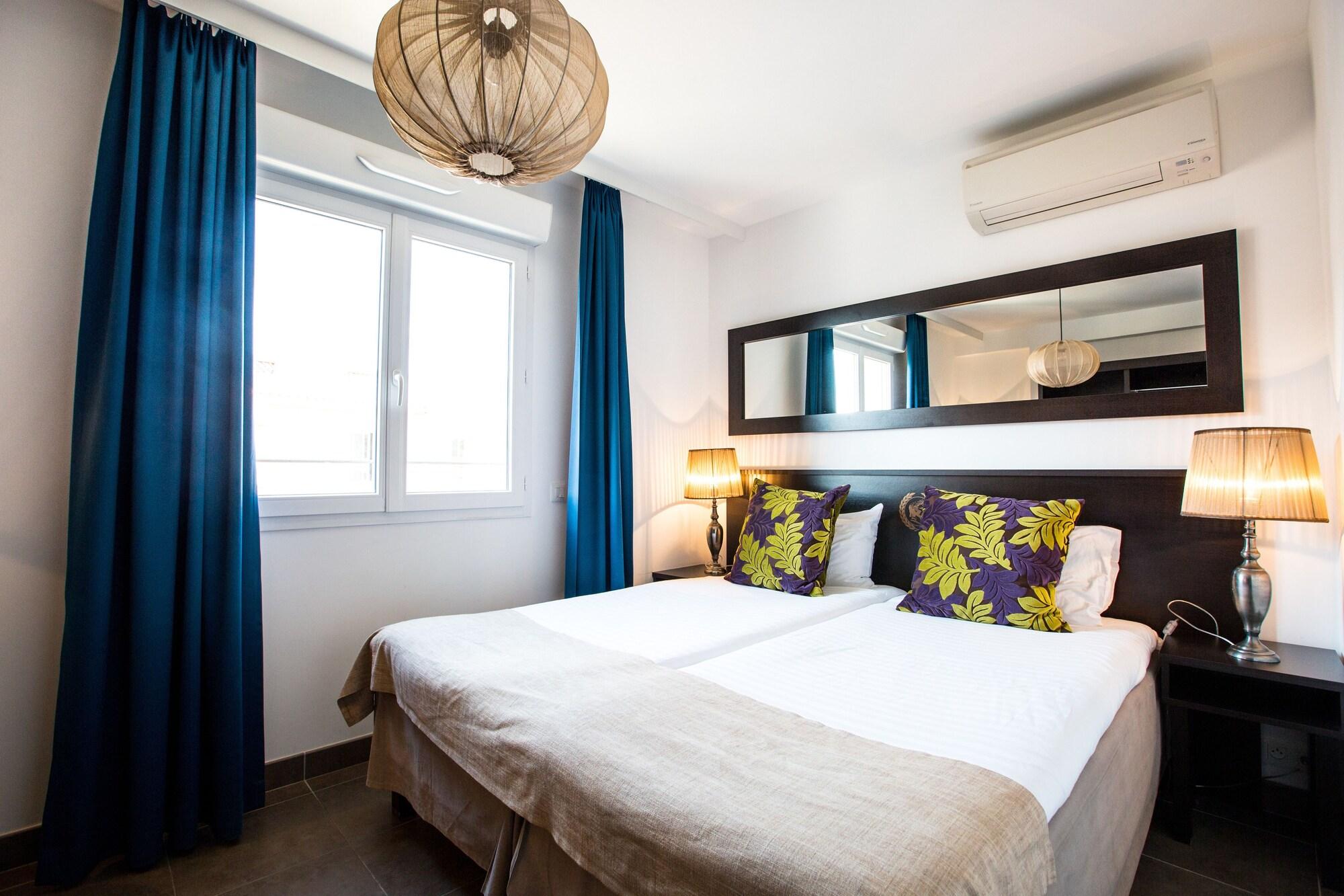 Langley Resort Napoleon Bonaparte LʼÎle-Rousse エクステリア 写真