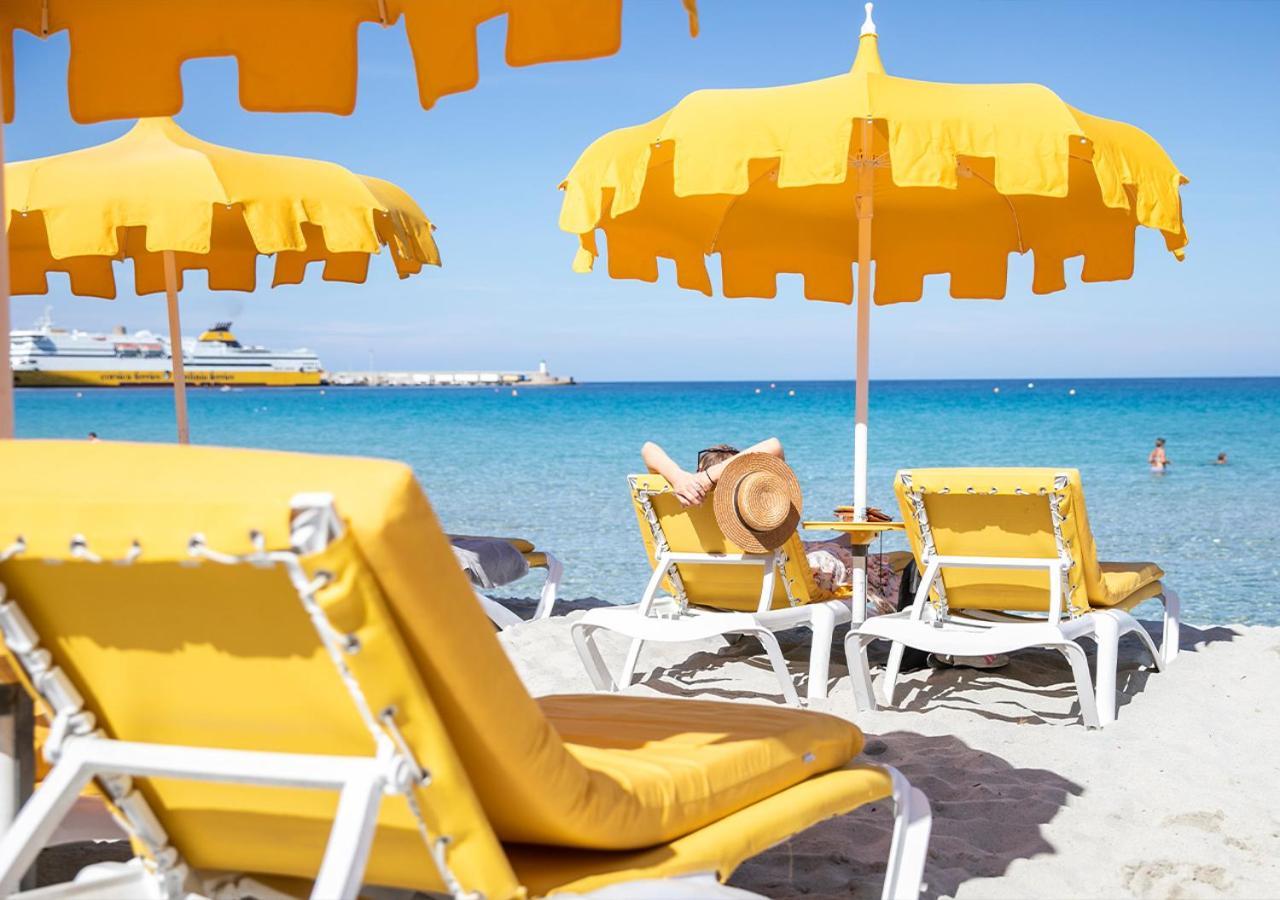 Langley Resort Napoleon Bonaparte LʼÎle-Rousse エクステリア 写真