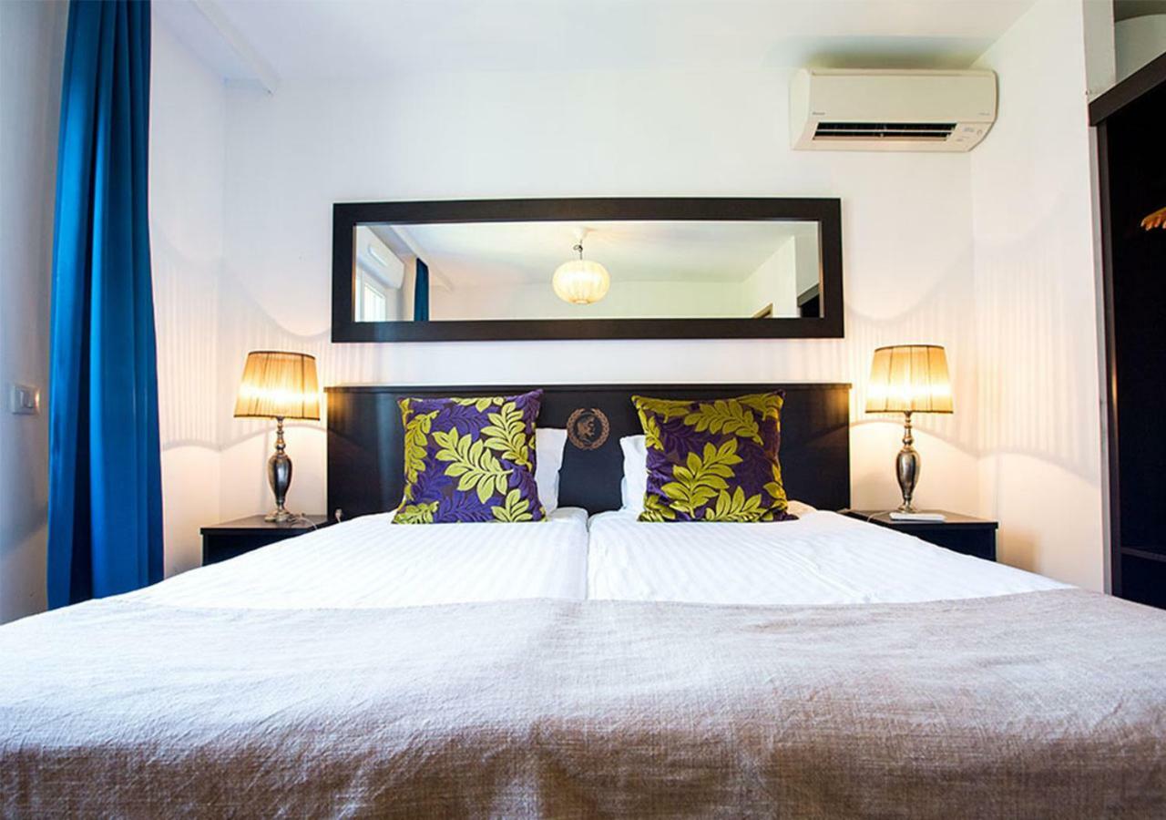 Langley Resort Napoleon Bonaparte LʼÎle-Rousse エクステリア 写真